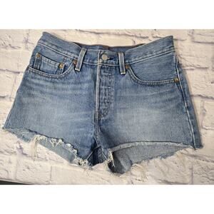 Womens 501 Levi Denim Shorts Size 26